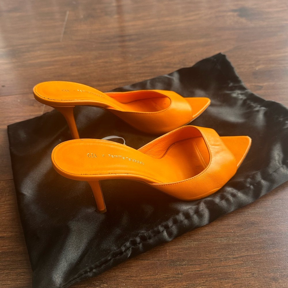 Gia Borghini x Pernille pointed toe mule size 38